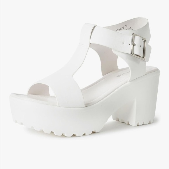 J. Adams Shoes - NWT Women's White Platform Sandals